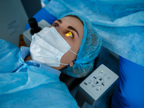 Bladeless LASIK Technology